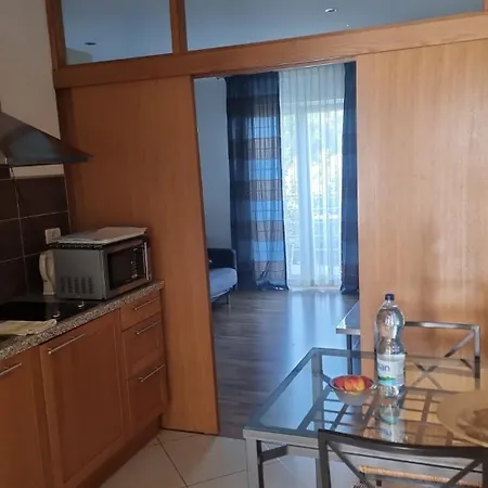 Dezela Apartment